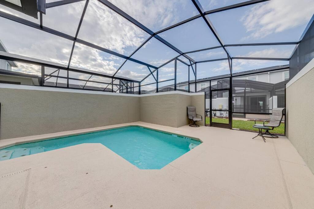 Newly Listed Townhouse Storey Lake, Free Waterpark كيسيمي المظهر الخارجي الصورة